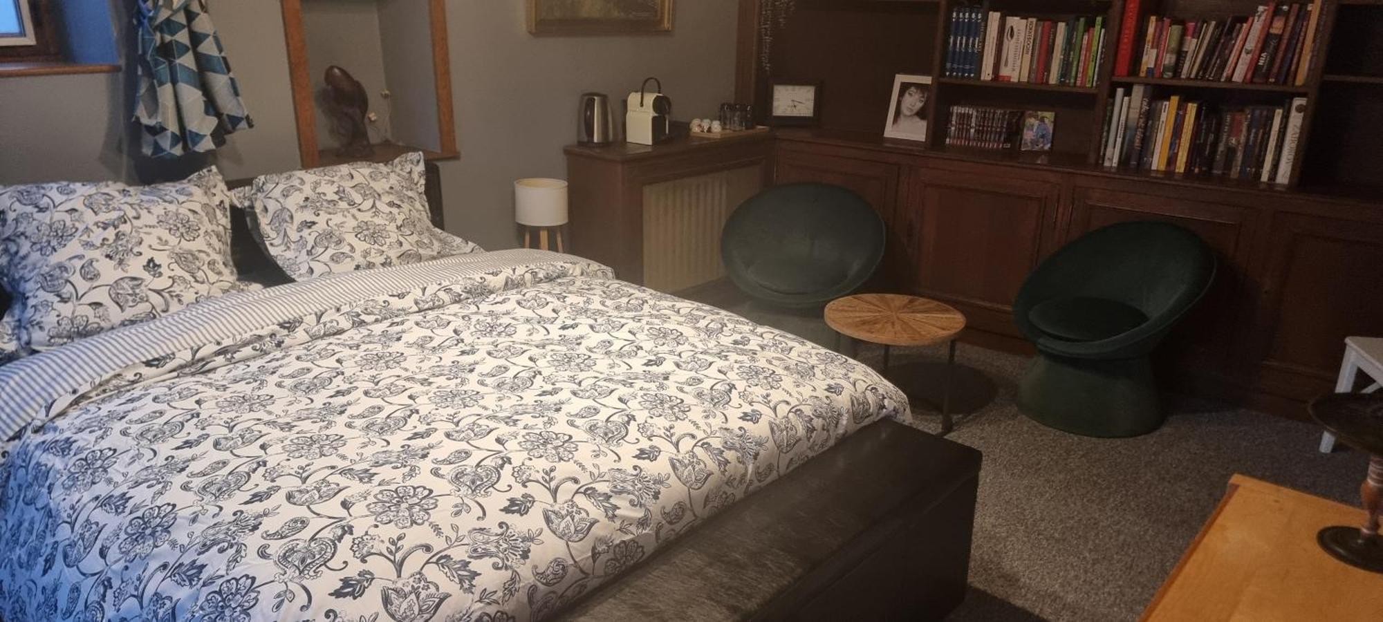 Cour St Didier Невер Стая снимка